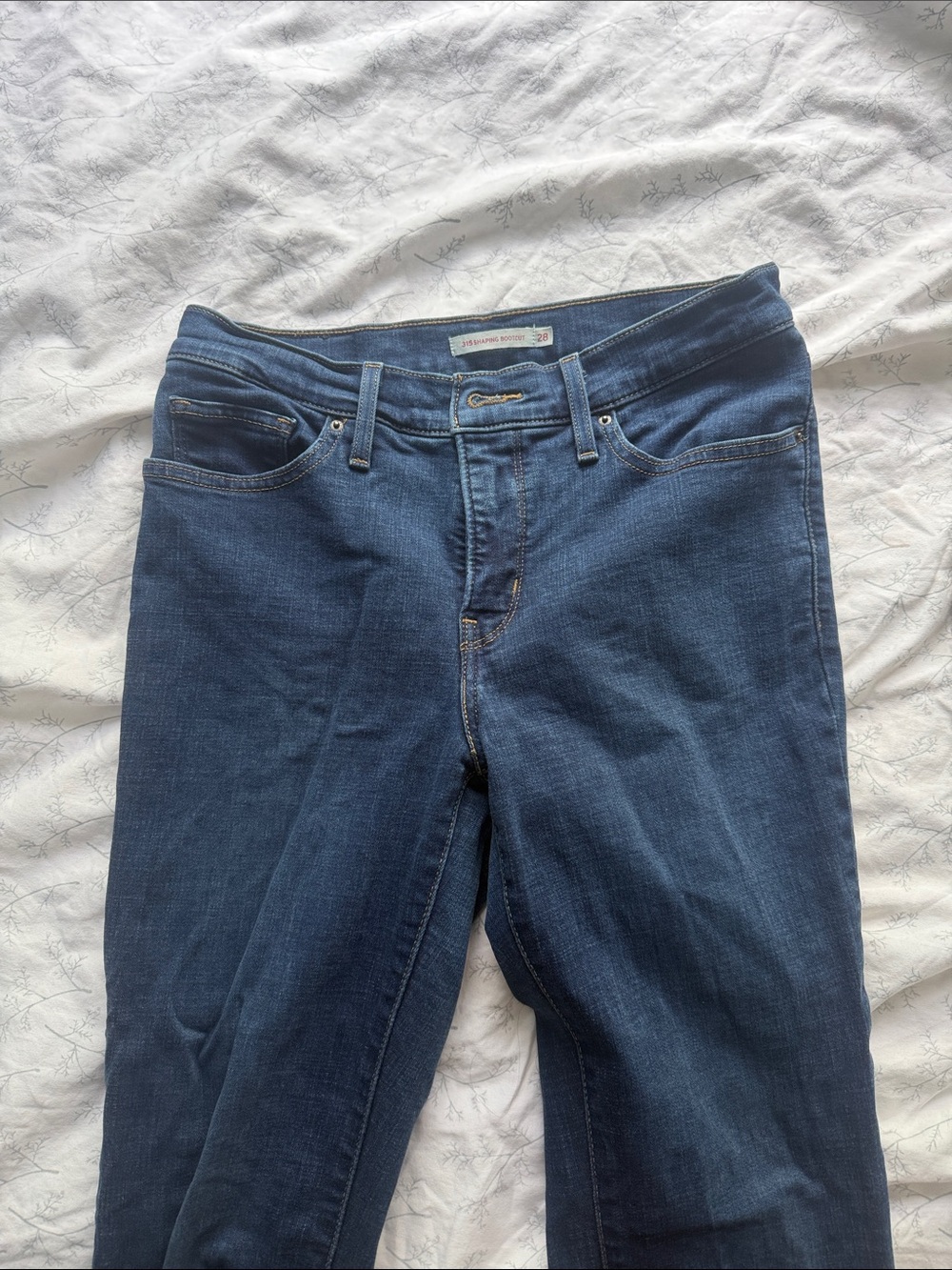 Levi's Women's Dark Indigo Skinny Jeans